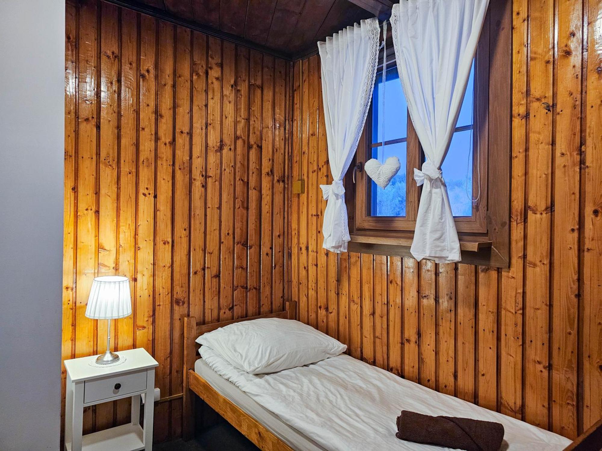 Hotel Schronisko Gosciniec Rownica Ustroń Exterior foto